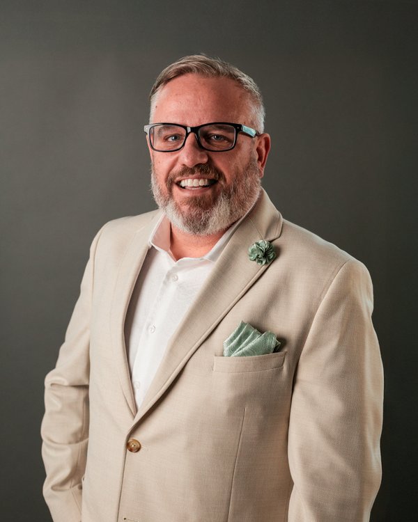 Headshot of the University of Fredericton's Provost & Vice President, Academics, Dr. Michael Hobeck.